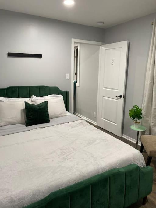 칼루멧 시티 Modern 3Bed 2Bath Ranch With Diy Art Porch 3Tvs And Huge Front Yard To Enjoy! 빌라 외부 사진