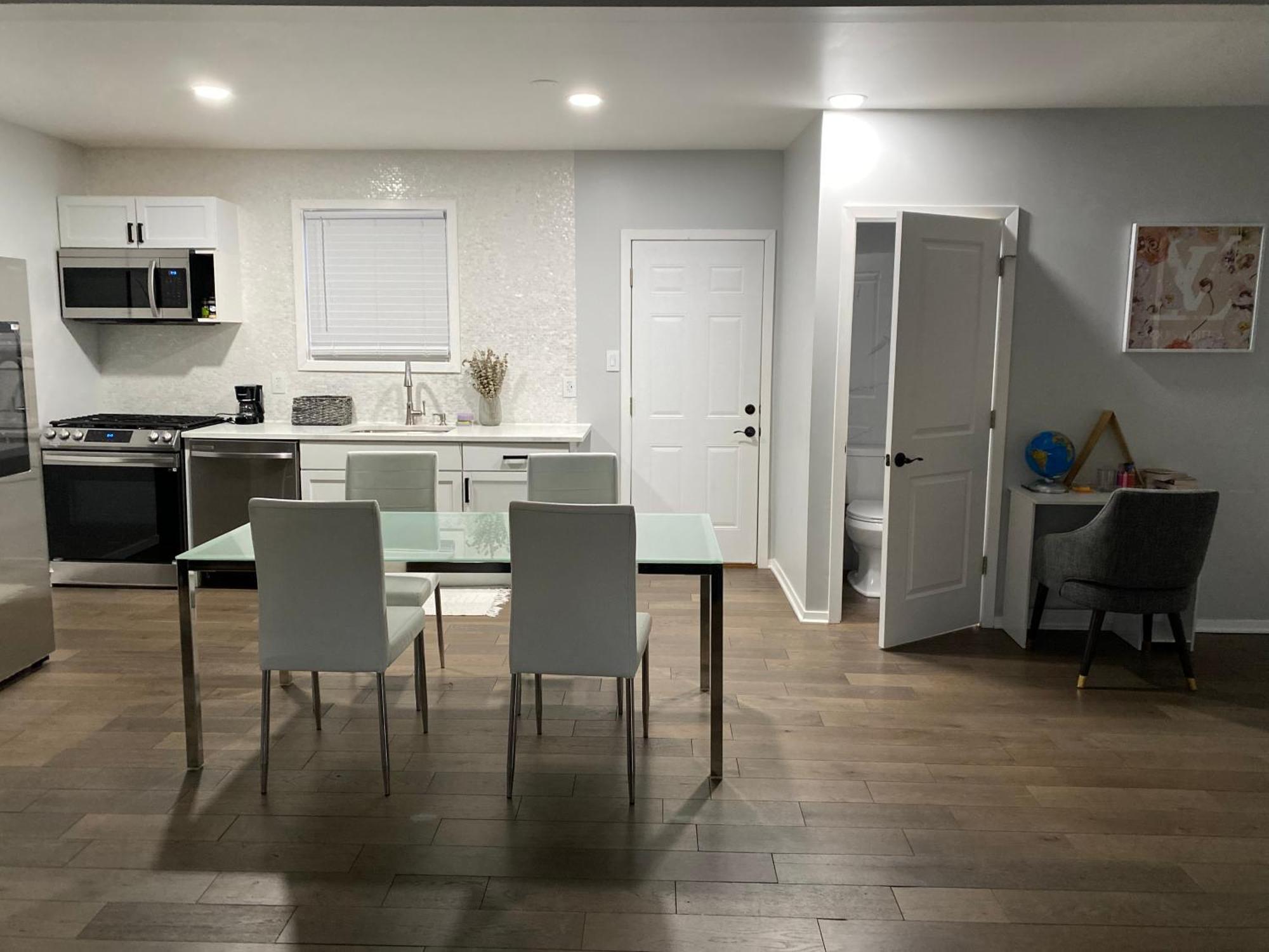 칼루멧 시티 Modern 3Bed 2Bath Ranch With Diy Art Porch 3Tvs And Huge Front Yard To Enjoy! 빌라 외부 사진